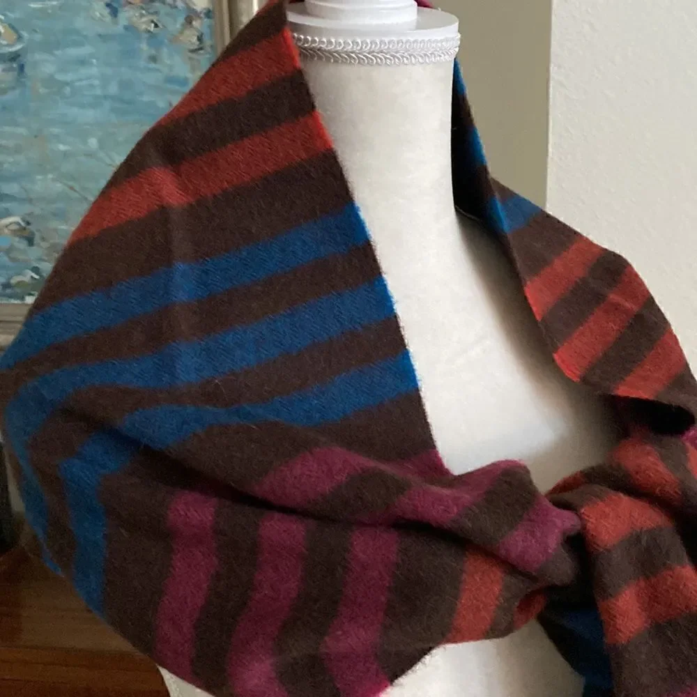 Large Tumi  baby alpaca scarf